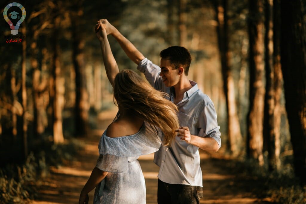 جدیدترین ژست عکاسی عاشقانه دونفره