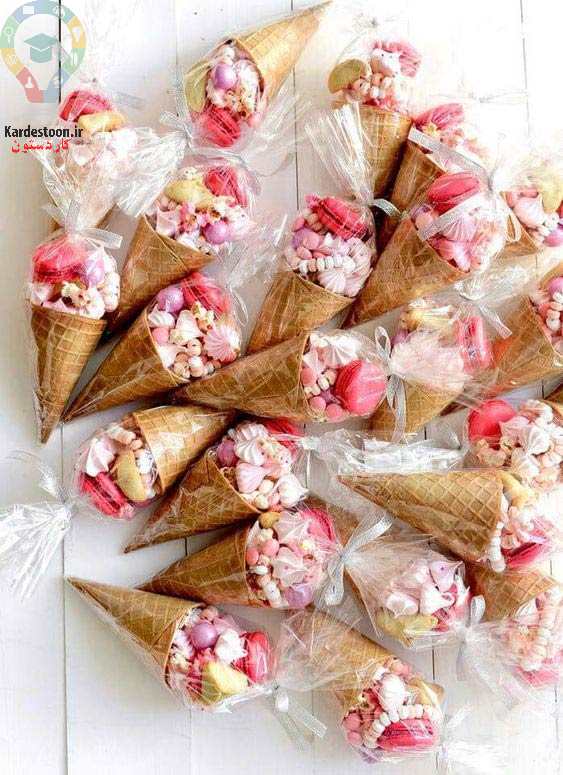 تزیین میز شب یلدایی با میوه و شیرینی و اجیل
