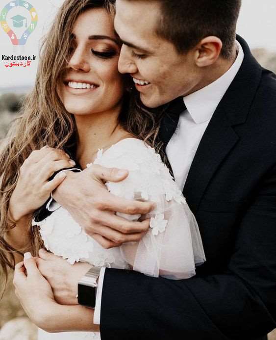 جدیدترین ژست عروس و داماد در باغ 