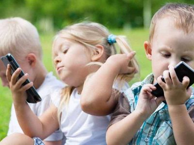 چند راهکار موثر برای کاهش استفاده کودکان از گوشی هوشمند