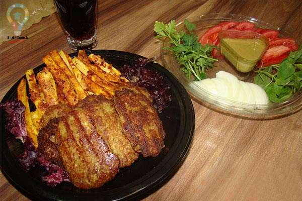 طرز تهیه کتلت ساده و خوشمزه همراه با تصاویر