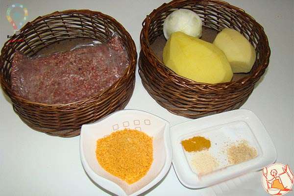 طرز تهیه کتلت ساده و خوشمزه همراه با تصاویر