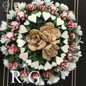 تزئین نون و پنیر و سبزی برای سفره افطار