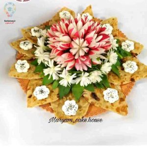 تزئین نون و پنیر و سبزی برای سفره افطار