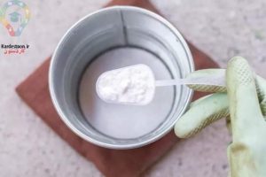 چگونه صندلی های پلاستیکی سفید را تمیز کنیم؟