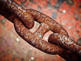چگونه زنگ زدگی را از بین ببریم؟