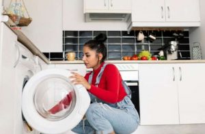 نحوه رفع کپک ماشین لباسشویی با چند راهکار ساده!