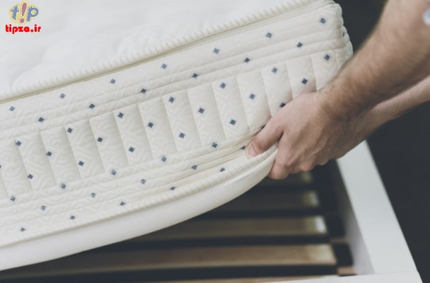 چکار کنیم که تشک تخت سر نخورد؟