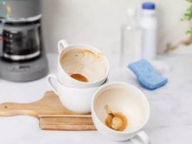 چگونه لکه قهوه را از روی ماگ تمیز کنیم؟