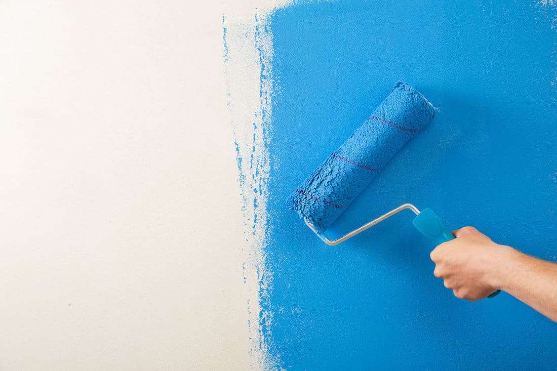 آیا می توانید روی چسب کاغذ دیواری را رنگ بزنیم؟