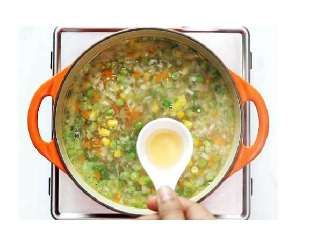 ۹ راهکار کاربردی برای گرفتن شوری غذا