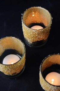 نحوه ساخت جا شمعی گلیتری جذاب برای سال نو و مهمانی!