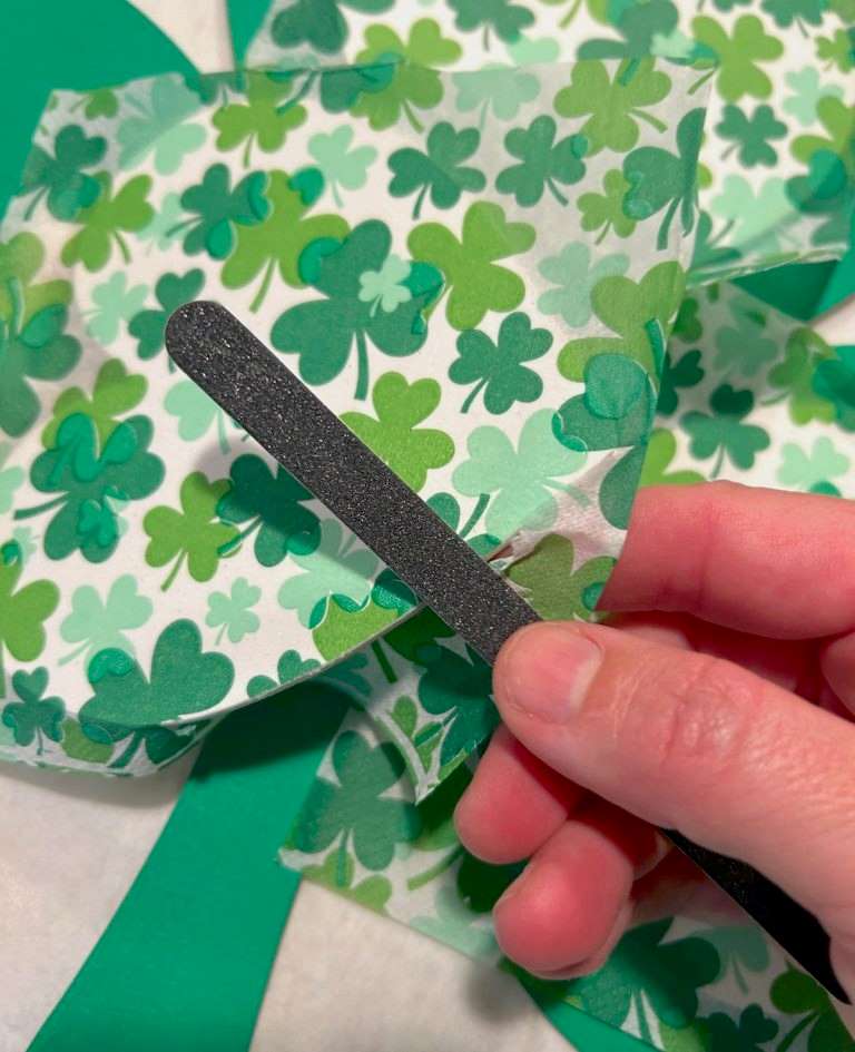 برگ انجیر چوبی