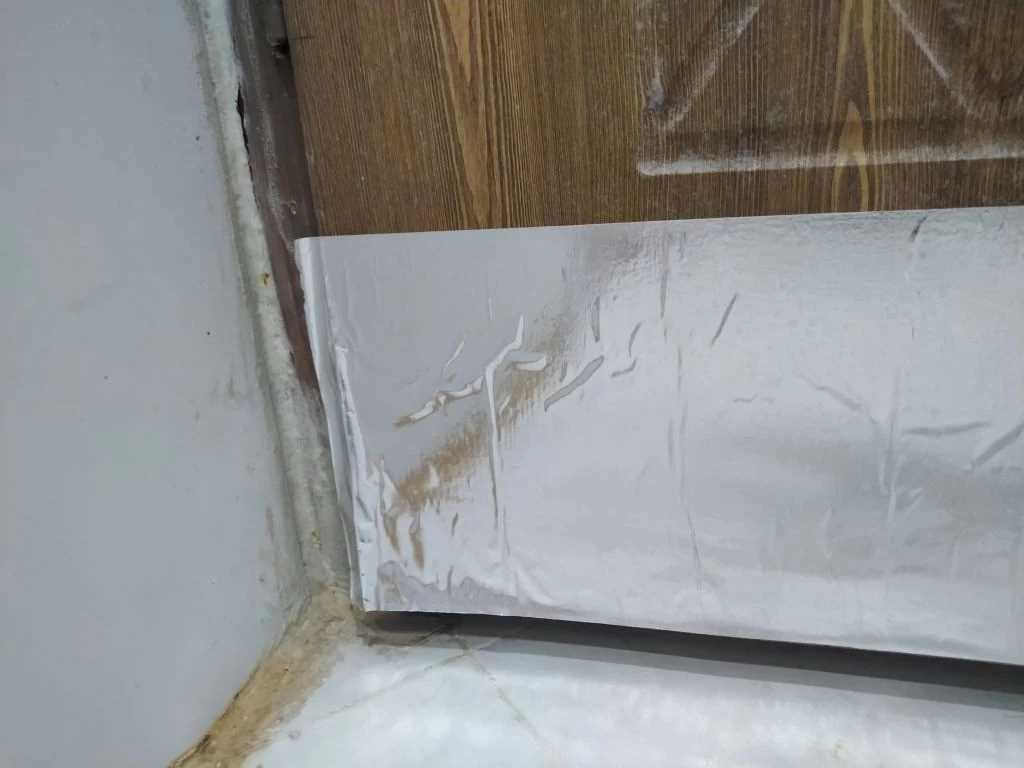 با رنگ و بتونه