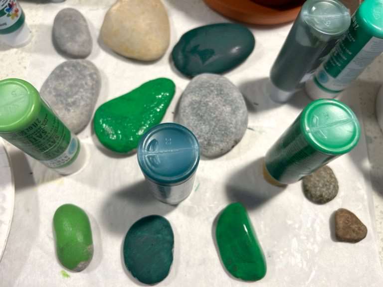 آموزش ساخت گل کاکتوس جذاب با سنگ ریزه