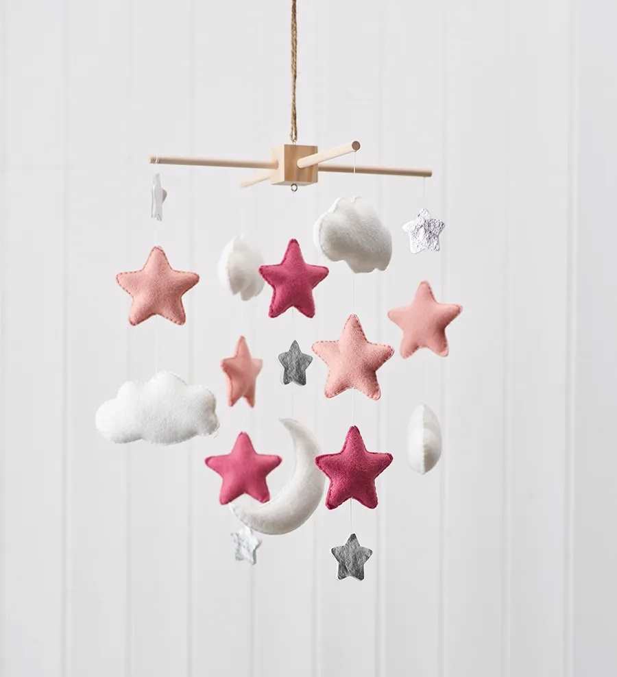 ستارگان و قمرها متحرک