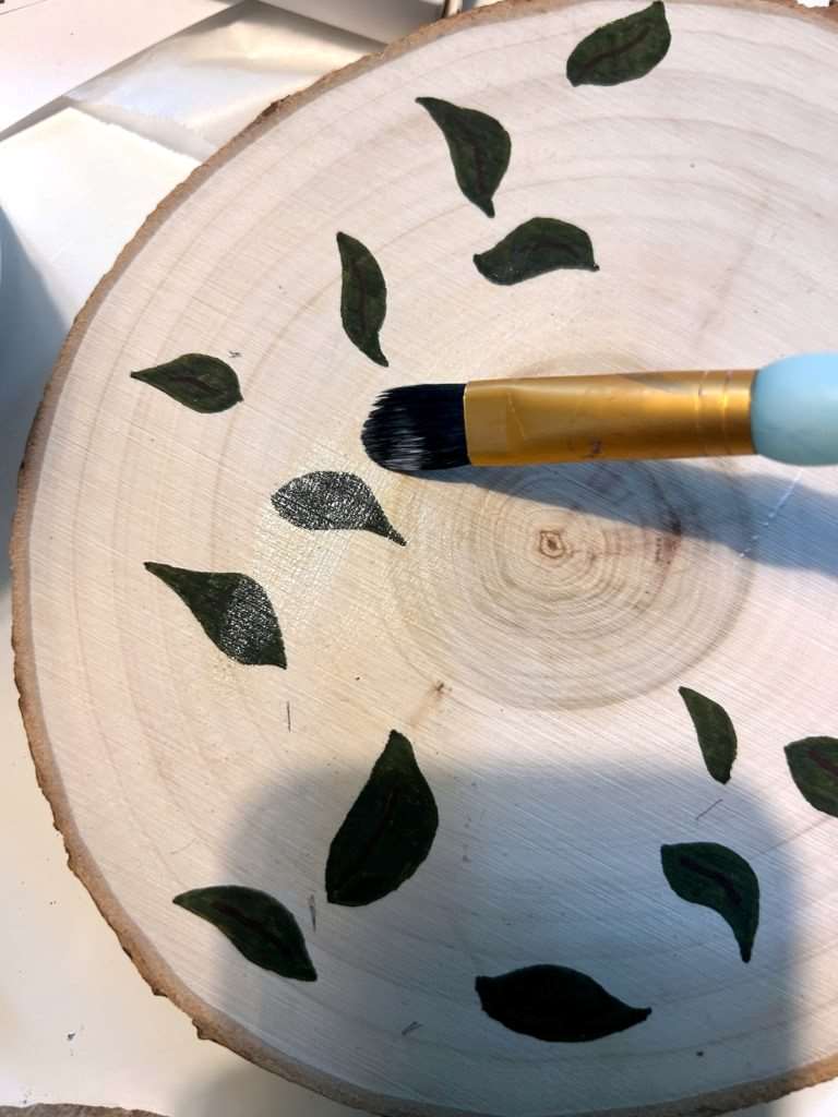 کاردستی با سنگ و برگ