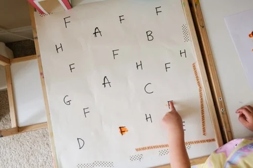 برداشت هویج‌های چوب بستنی و انجام تطبیق اعداد