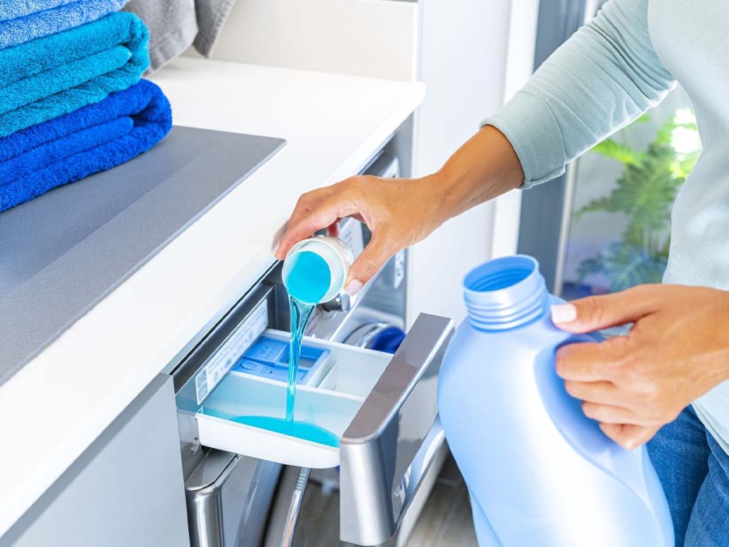 10 روش برای شستن لباس با ماشین لباسشویی