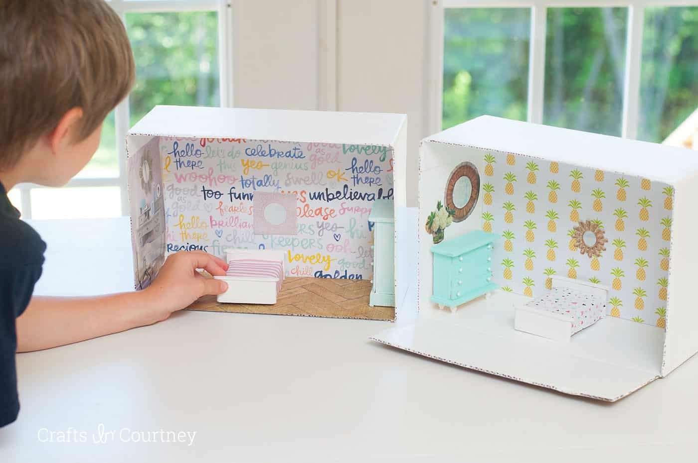 چگونه یک خانه عروسکی با مقوا درست کنیم؟